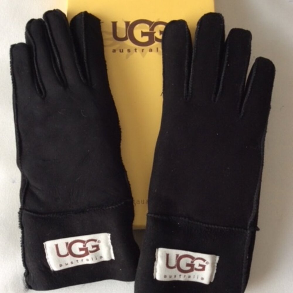 NWT & BOX UGG Shearling Lined Suede Gloves   MSRP $189